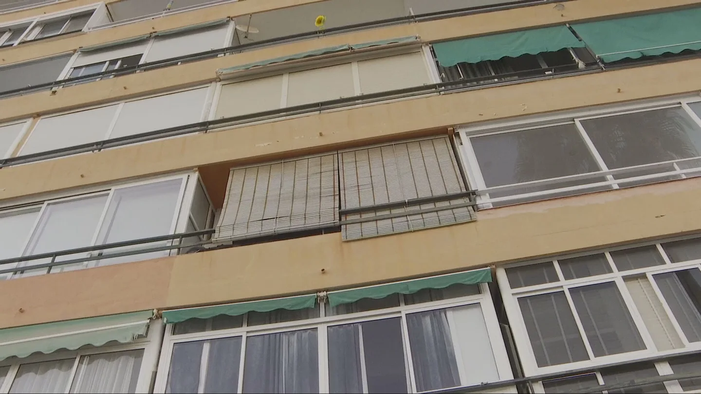 Edificio en el que vivía el anciano desahuciado en Torremolinos. Edificio en el que vivía el anciano desahuciado en Torremolinos.