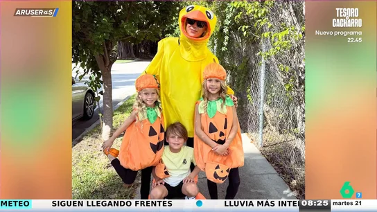 Anna Kournikova reaparece disfrazada de Halloween con sus hijos y embarazada de su cuarto hijo con Enrique Iglesias Anna Kournikova reaparece disfrazada de Halloween con sus hijos y embarazada de su cuarto hijo con Enrique Iglesias