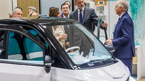 Muestra del Simplicity a Felipe VI Muestra del Simplicity a Felipe VI