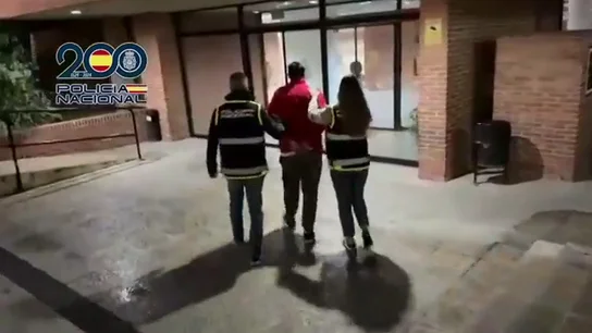Detenido un hombre de 30 años por matar a puñaladas a su pareja de 21 en Villaverde, Madrid Detenido un hombre de 30 años por matar a puñaladas a su pareja de 21 en Villaverde, Madrid