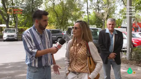 "Wyoming me espanta, no tiene ni gracia": así reacciona una 'hater' al encontrarse cara a cara con el presentador de El Intermedio En una edición especial por los 3.000 programas de El Intermedio, Isma Juárez se lleva a Wyoming a su sección 'Díselo a la cara', donde consigue que varias personas critiquen al presentador, para luego encontrarse con él. Su reacción, en este vídeo.