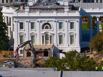 Demolición en el ala este de la Casa Blanca para dar paso a un nuevo salón de baile. Demolición en el ala este de la Casa Blanca para dar paso a un nuevo salón de baile.
