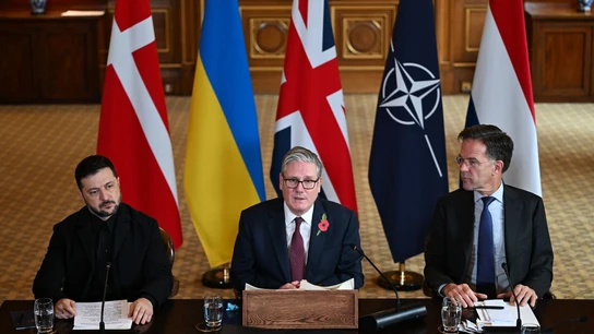 Volodímir Zelenski, Keir Starmer y Mark Rutte durante la reunión de la Coalición de Voluntarios en Londres. Volodímir Zelenski, Keir Starmer y Mark Rutte durante la reunión de la Coalición de Voluntarios en Londres.