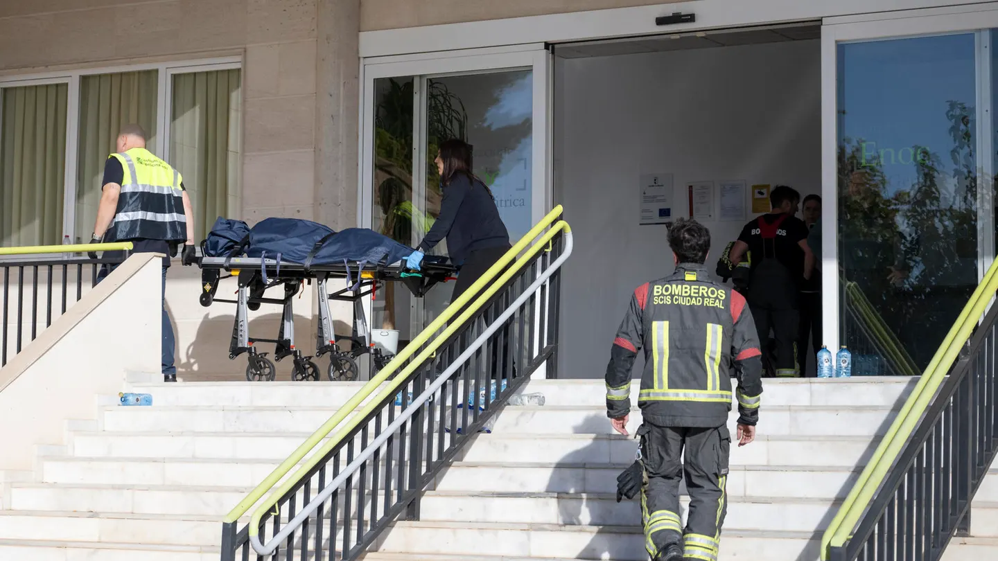 Muere una mujer en un incendio en una residencia de mayores de Carrión de Calatrava. Muere una mujer en un incendio en una residencia de mayores de Carrión de Calatrava