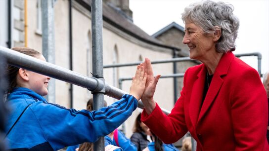 La candidata presidencial irlandesa, Catherine Connolly.