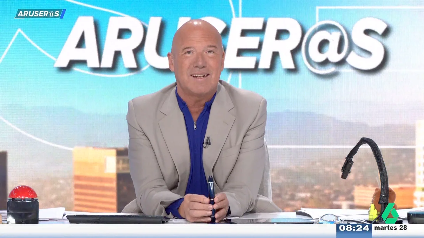 Alfonso Arús, tras descubrir el verdadero motivo de la marcha de Richard Gere de España: "Tiene sentido" Alfonso Arús, tras descubrir el verdadero motivo de la marcha de Richard Gere de España: "Tiene sentido"