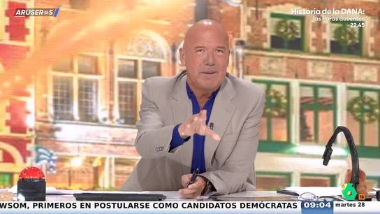 Alfonso Arús, sobre los nuevos diseños navideños: "Las expectativas son altas y luego es como el Bernabéu, una caja de zapatos" Alfonso Arús, sobre los nuevos diseños navideños: "Las expectativas son altas y luego es como el Bernabéu, una caja de zapatos"