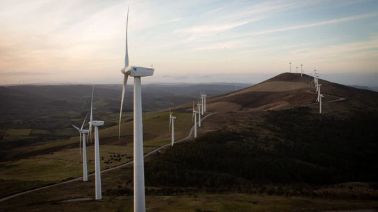 Imagen de archivo de una estación eólica Imagen de archivo de una estación eólica