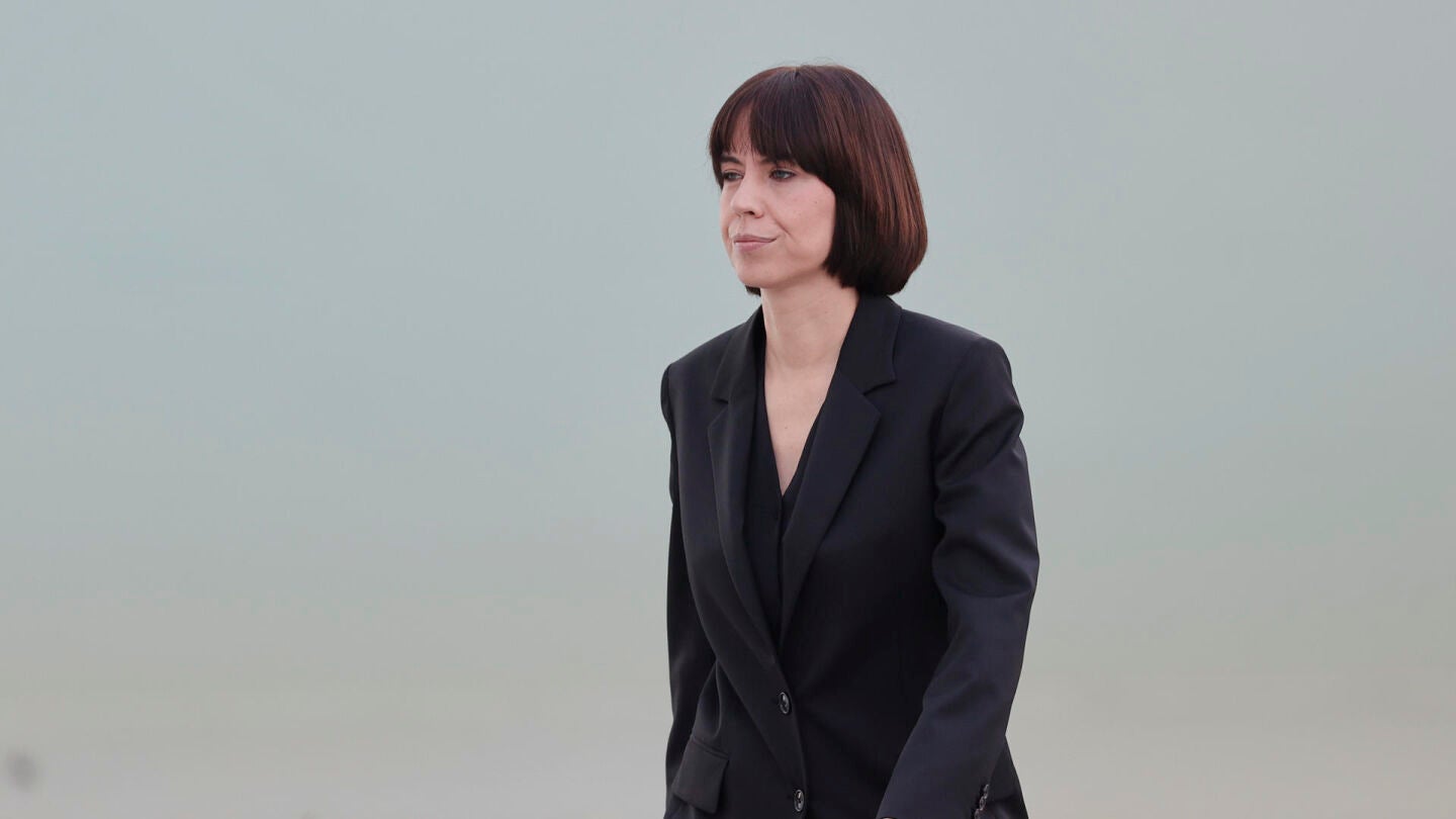 La ministra de Ciencia y secretaria general socialistas valencianos, Diana Morant, durante el funeral por las v&iacute;ctimas de la DANA. 