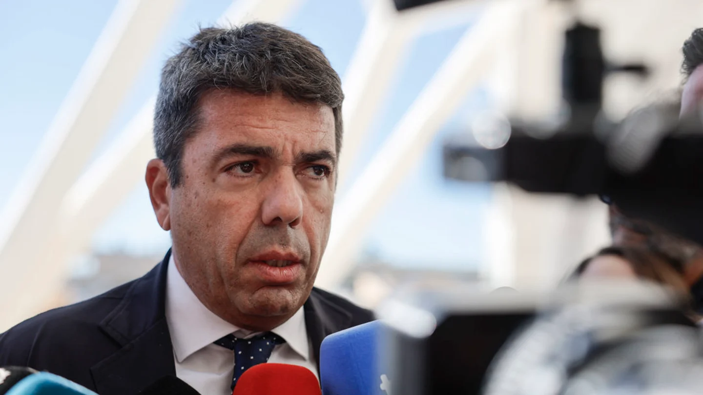 Carlos Mazón Mazón anuncia una comparecencia en los próximos días tras el tenso homenaje a las víctimas de la dana: "Me hago cargo del día de ayer"