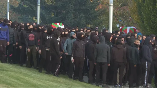 GKS, la escisión 'borroka' que rompe con Bildu: la nueva cara de la radicalidad juvenil en Euskadi GKS, la escisión 'borroka' que rompe con Bildu: la nueva cara de la radicalidad juvenil en Euskadi