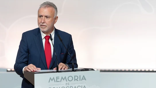 Imagen de Ángel Víctor Torres. Imagen de Ángel Víctor Torres.