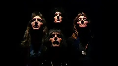 Queen celebran cincuenta años de su exitosa canción Bohemian Rhapsody Queen celebran cincuenta años de su exitosa canción Bohemian Rhapsody