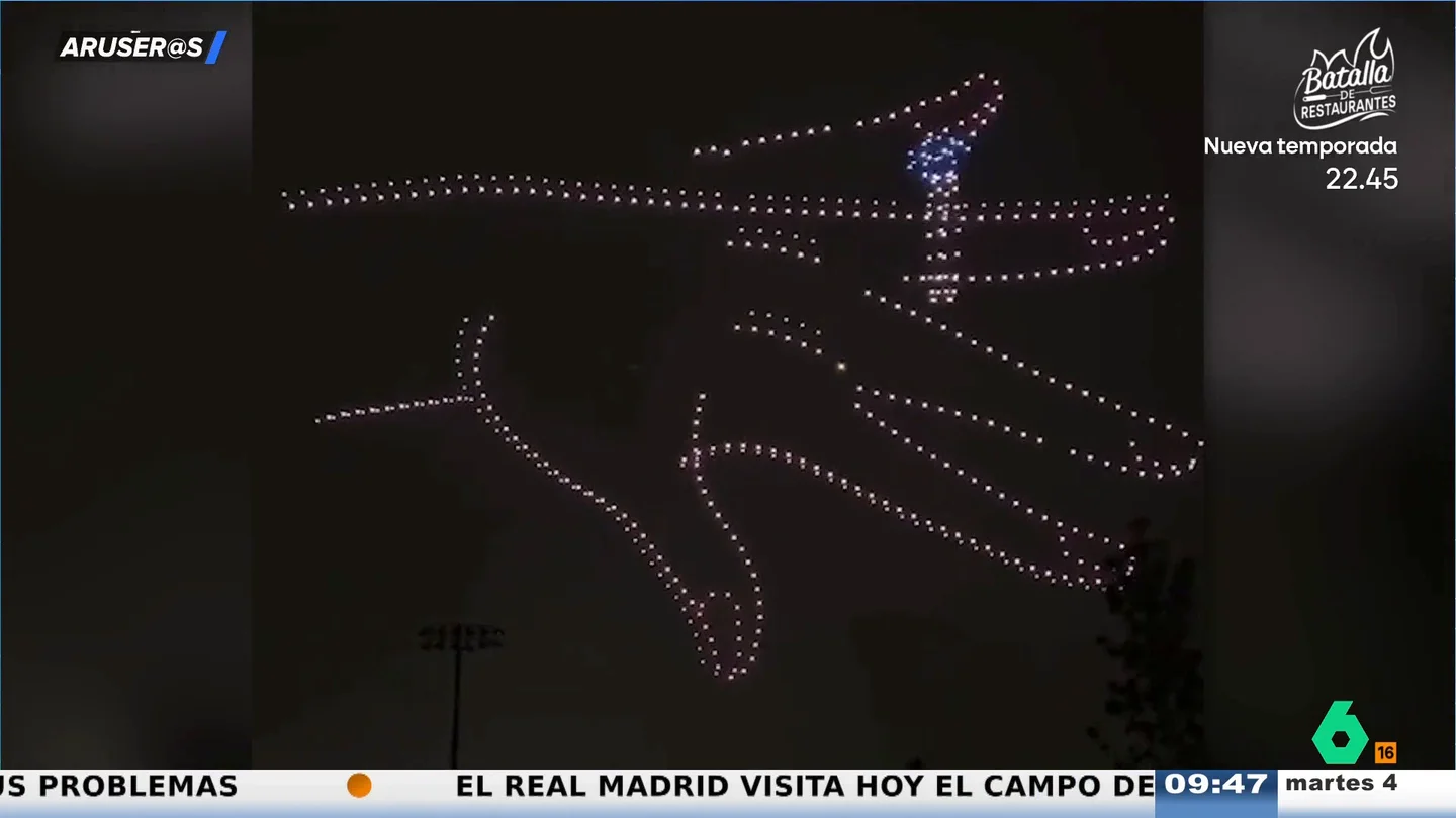 El espectacular vídeo de la pedida de mano con drones en Nueva York conquista al plató de Aruser@s El espectacular vídeo de la pedida de mano con drones en Nueva York conquista al plató de Aruser@s