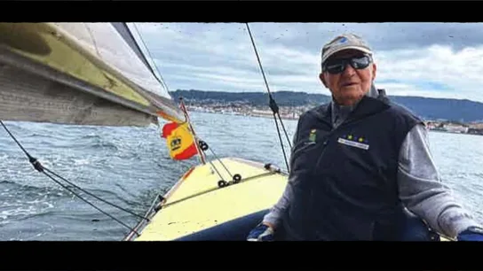 Juan Carlos I en un velero. Juan Carlos I en un velero.