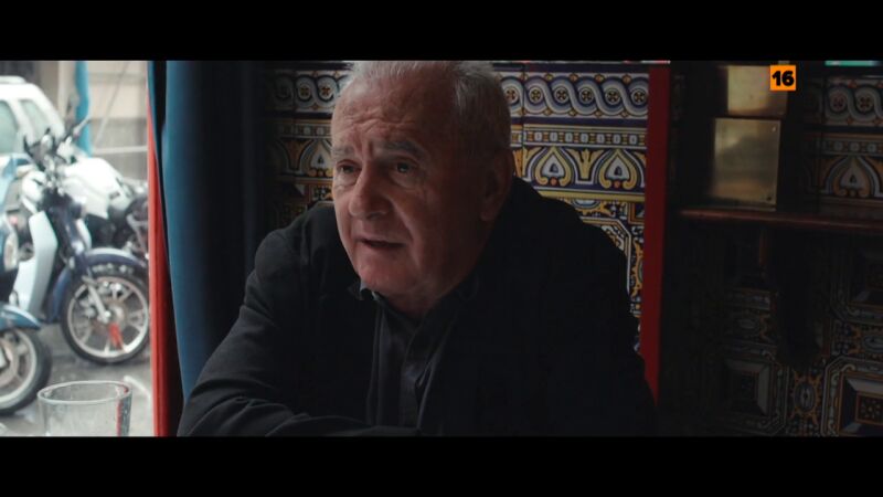 Víctor Manuel, a Gonzo, en Salvados: "Encuentro igualmente patéticos a Abascal y a Blas Piñar, son dos imbéciles" Víctor Manuel, a Gonzo, en Salvados: "Encuentro igualmente patéticos a Abascal y a Blas Piñar, son dos imbéciles"