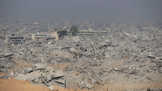 Una fotografía de la llamada línea amarilla de Gaza, previamente revisada y censurada por el Ejército israelí Una fotografía de la llamada línea amarilla de Gaza, previamente revisada y censurada por el Ejército israelí