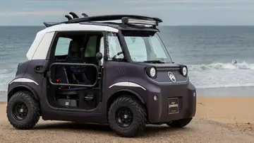 Por fin un coche eléctrico que mola: El Ami Buggy se disfraza de Wrangler para ir a surfear y lo puedes conducir con 14 años Por fin un coche eléctrico que mola: El Ami Buggy se disfraza de Wrangler para ir a surfear y lo puedes conducir con 14 años