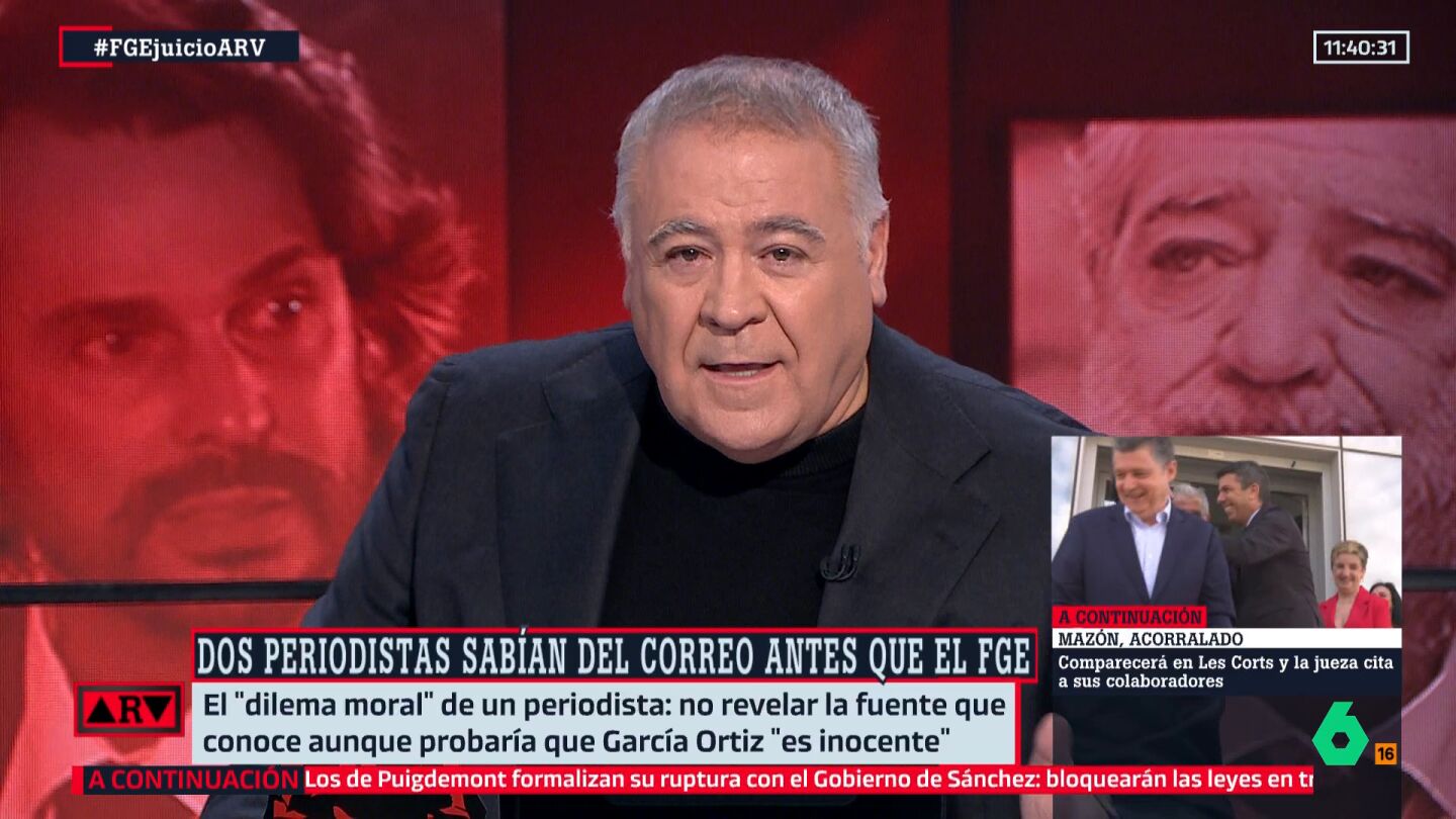 Alfonso P&eacute;rez Medina, tras declarar en el juicio al fiscal: "Comparto el dilema moral de Precedo. Nosotros sabemos qui&eacute;n es nuestra fuente, pero no podemos revelarla"