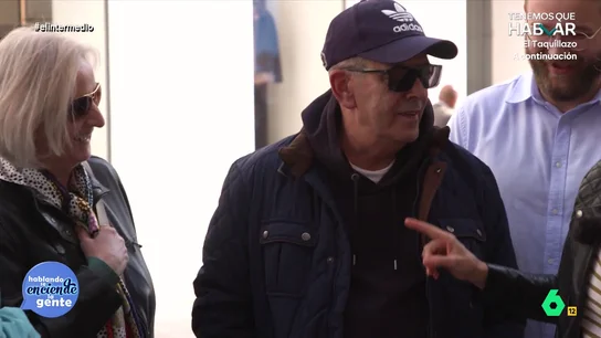 La surrealista respuesta de un hombre cuando Thais Villas le pregunta si es monárquico: "Yo no, yo soy de Granada" Juan Carlos I ha publicado sus memorias en Francia. Las ha titulado 'Reconciliación', lo que ha provocado que mucha gente exponga que quizá es el momento de que el emérito deje Abu Dabi y vuelva España.