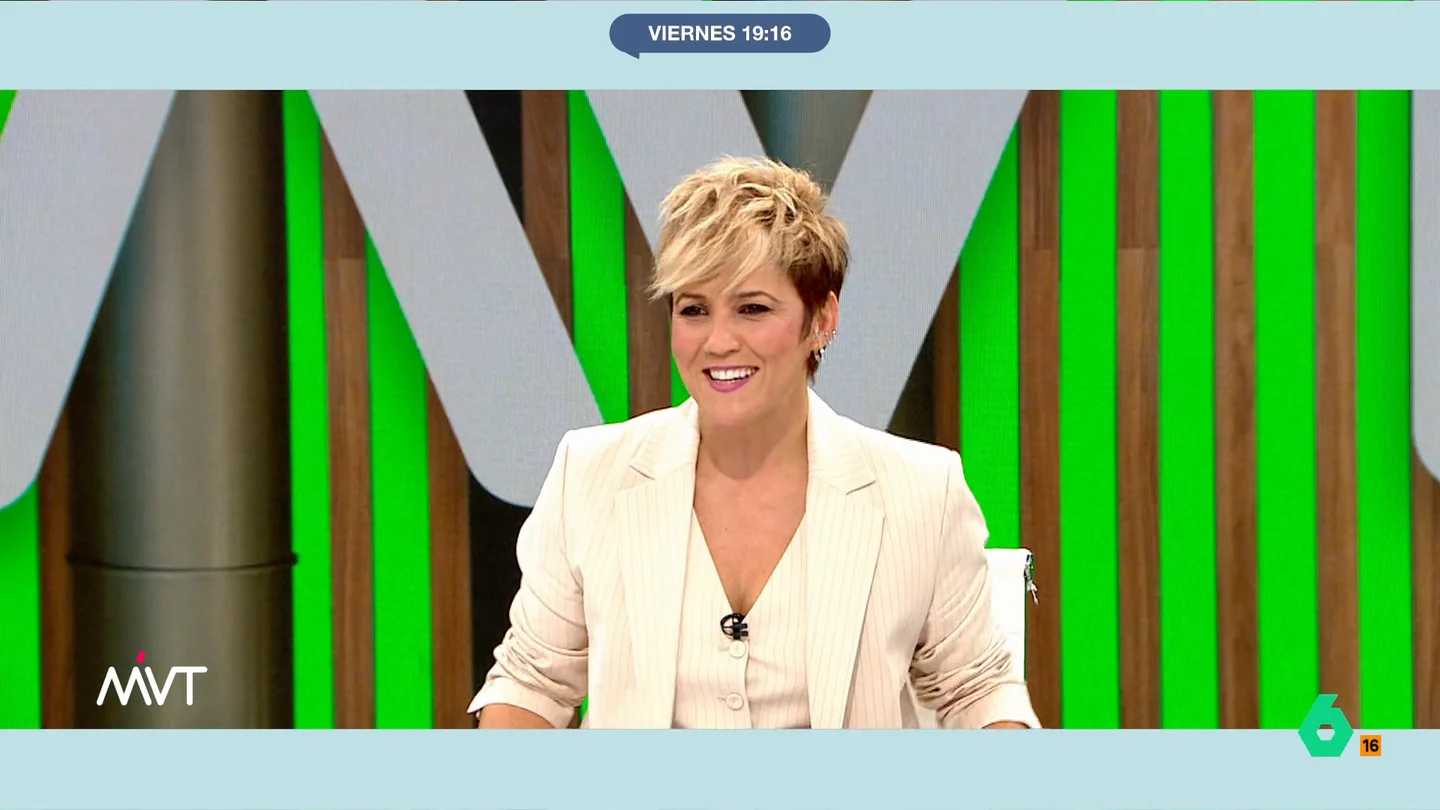 Cristina Pardo, sorprendida ante la "licencia de viernes" de Luis Sanabria: "¿A dónde vamos?" El periodista también se ha hecho eco del estreno del día: 'Lux', el nuevo disco de Rosalía. Sanabria ha mostrado la reacción de varios presentadores de laSexta al escuchar alguno de los temas del nuevo trabajo de la artista catalana.