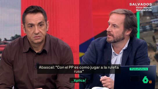 Chapu Apaolaza, a la derecha