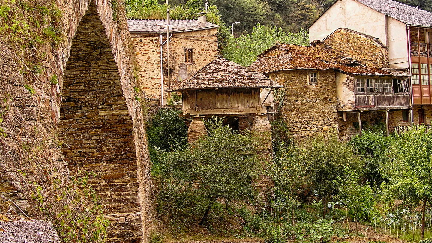 Navia de Suarna, en Galicia Navia de Suarna, en Galicia