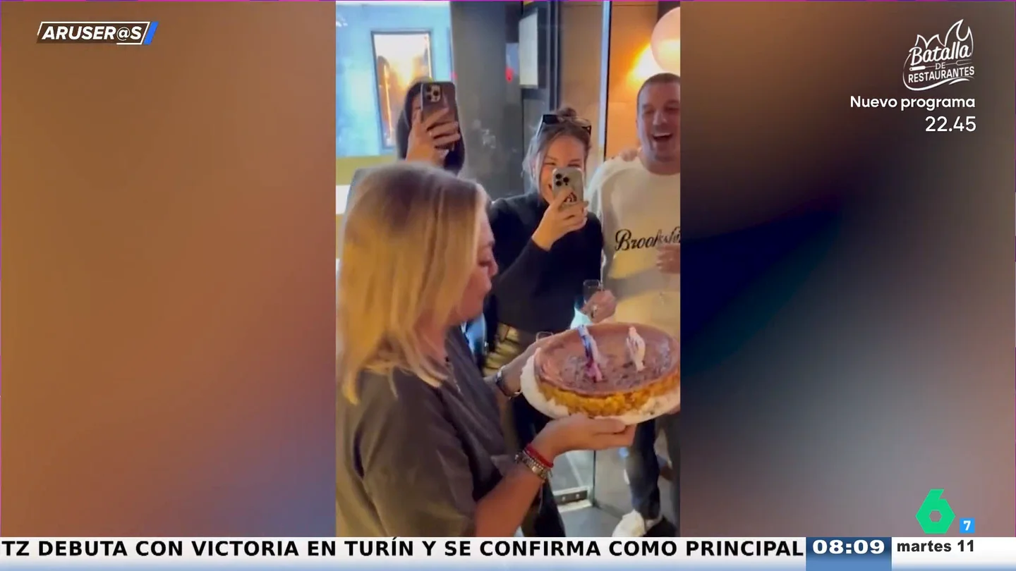 El vídeo de la sorpresa de Belén Esteban en su fiesta de cumpleaños con famosos como Anabel Pantoja El vídeo de la sorpresa de Belén Esteban en su fiesta de cumpleaños con famosos como Anabel Pantoja
