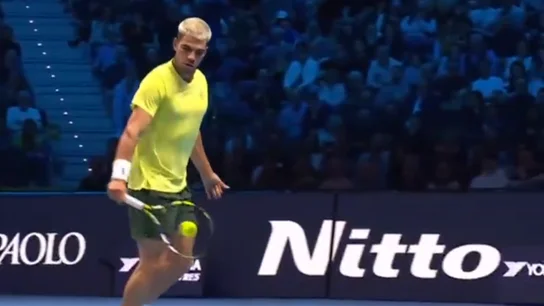 Carlos Alcaraz 'muta' en Federer Carlos Alcaraz 'muta' en Federer