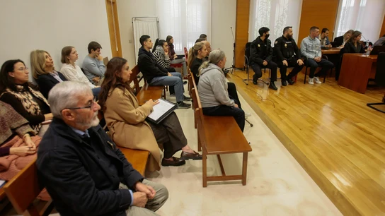 La Audiencia Provincial de Guadalajara acoge el primer día del juicio por el triple asesinato de un matrimonio y su hija en su vivienda de Chiloeches (Guadalajara) La Audiencia Provincial de Guadalajara acoge el primer día del juicio por el triple asesinato de un matrimonio y su hija en su vivienda de Chiloeches (Guadalajara)