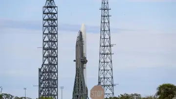 La NASA retrasa el lanzamiento del cohete New Glenn 2 de Blue Origin por la tormenta solar La NASA retrasa el lanzamiento del cohete New Glenn 2 de Blue Origin por la tormenta solar