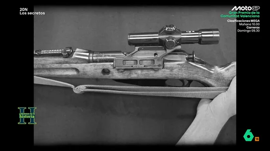 El rifle con mira telescópica que se encontró en el cortejo fúnebre de Franco: "Estaba destinado a disparar contra una de las autoridades" laSexta Columna analiza con el periodista Ernesto Villar cómo fue el operativo de seguridad del Régimen durante el cortejo fúnebre de Franco con la amenaza de un etarra en Madrid y el potencial objetivo de un alto príncipe Juan Carlos.