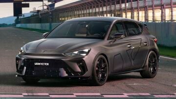 CUPRA León VZ TCR: El circuito se apodera de la calle
