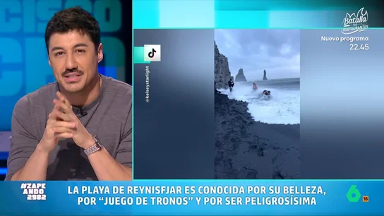 Leyendas, arena volcánica y olas 'invisibles': así es la playa de Reynisfjara, una de las más peligrosas del mundo Leyendas, arena volcánica y olas 'invisibles': así es la playa de Reynisfjara, una de las más peligrosas del mundo