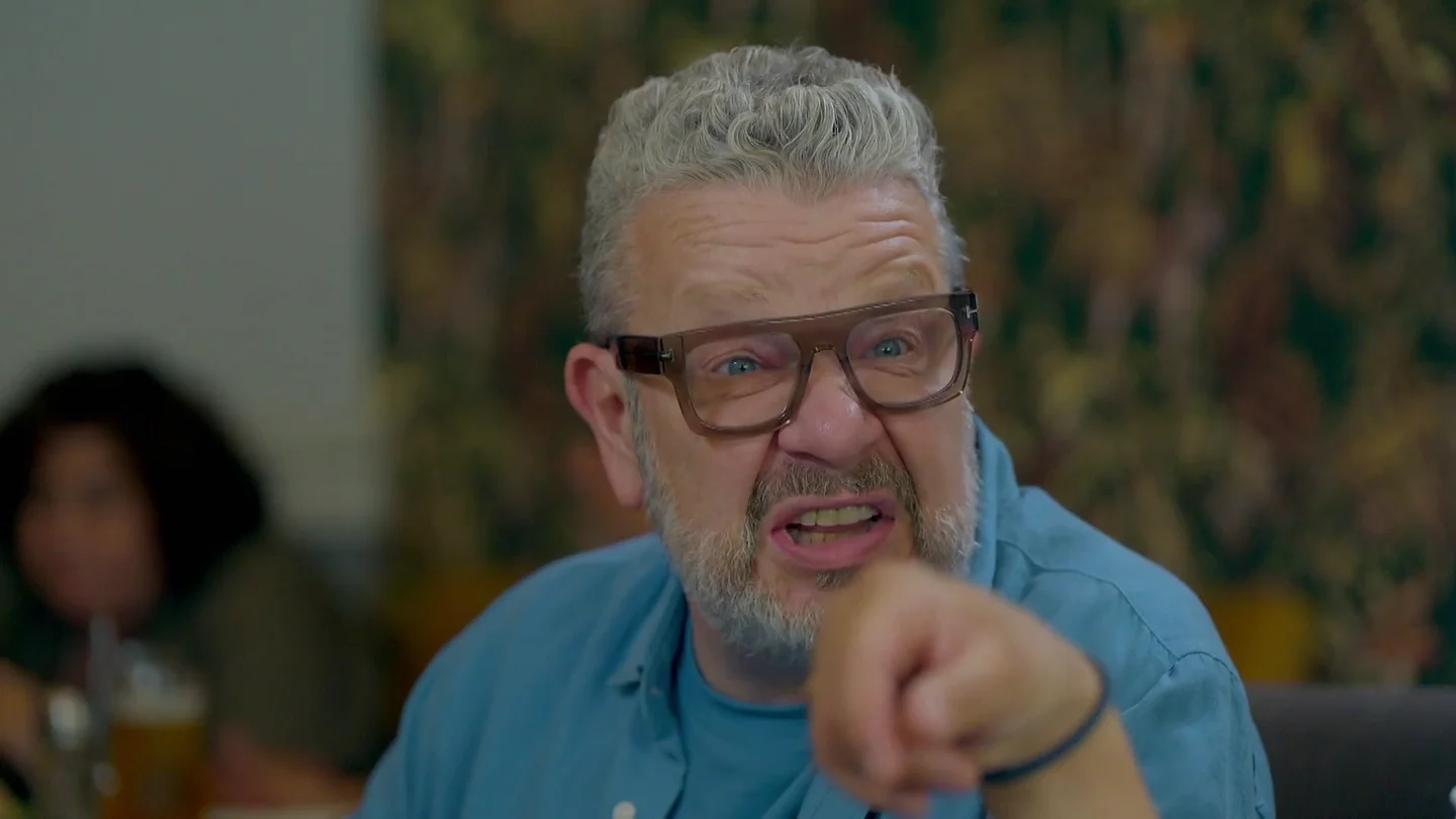 Así reacciona Alberto Chicote al descubrir que uno de los hosteleros de Batalla de restaurantes tiene siete restaurantes Así reacciona Alberto Chicote al descubrir que uno de los hosteleros de Batalla de restaurantes tiene siete restaurantes