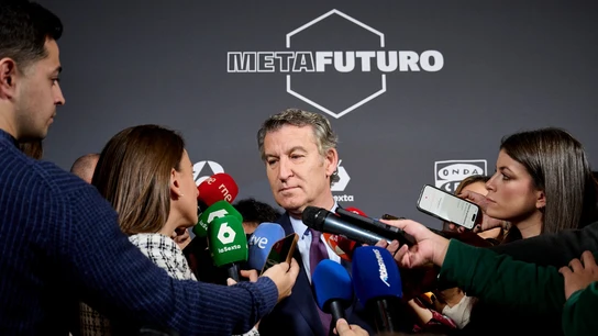 Alberto Núñez Feijóo atiende a los medios de comunicación tras participar en Metafuturo Alberto Núñez Feijóo atiende a los medios de comunicación tras participar en Metafuturo