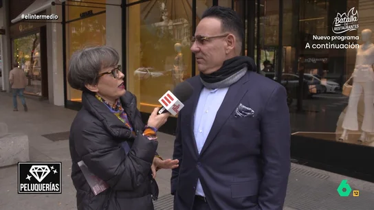 Un hombre de barrio rico paga 200 dólares semanales por no hacer cola en la peluquería: "Quitas a quien este y me siento" Un hombre de barrio rico paga 200 dólares semanales por no hacer cola en la peluquería: "Quitas a quien este y me siento"