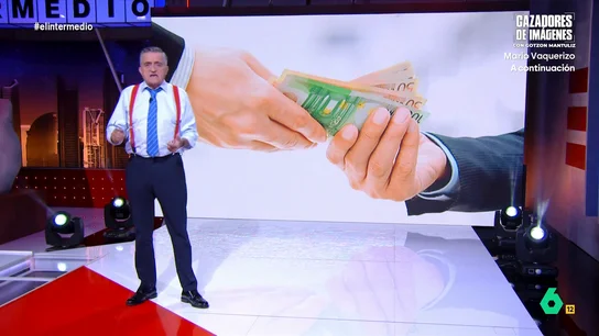 Wyoming compara la corrupción con las canciones de King África: "Se repite una y otra vez" El presentador de El Intermedio expone que vivimos "en un 'déjà vu' constante". "Siempre son los mismos métodos, las mismas conversaciones zafias, los mismos contratos amañados y el mismo desprecio por lo público", se lamenta.