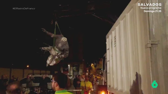 Estatua de Franco, sin cabeza Estatua de Franco, sin cabeza