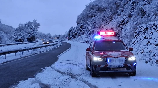 Imagen de una de las carreteras de Navarra afectadas por la nieve. Imagen de una de las carreteras de Navarra afectadas por la nieve.
