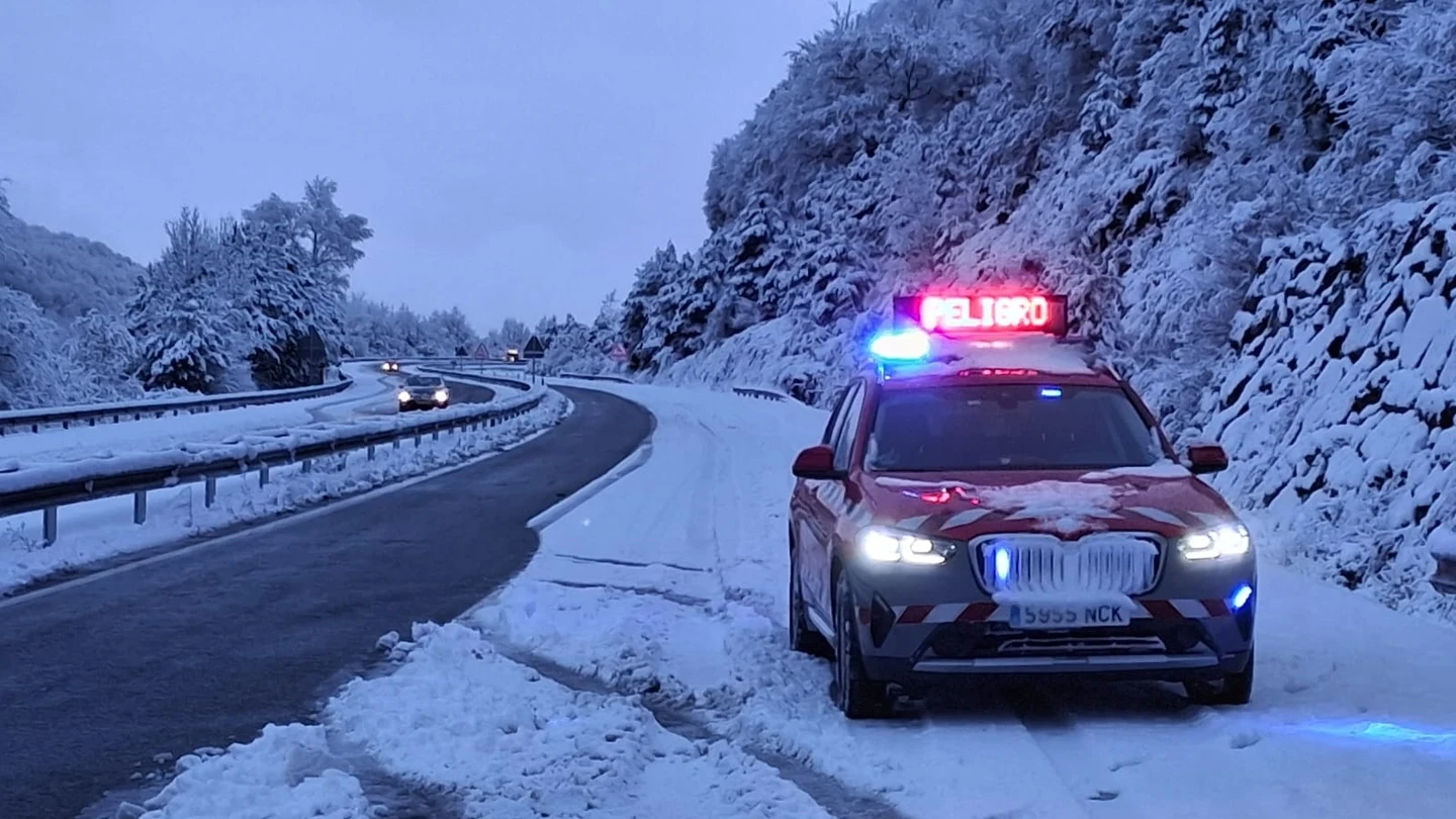 Imagen de una de las carreteras de Navarra afectadas por la nieve. Imagen de una de las carreteras de Navarra afectadas por la nieve.