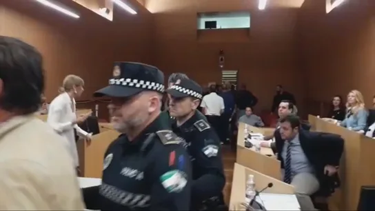 La Policía, en un pleno del Puerto de Santa María La Policía, en un pleno del Puerto de Santa María