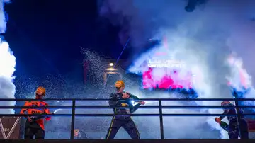 Max Verstappen en el podio de Las Vegas Max Verstappen en el podio de Las Vegas