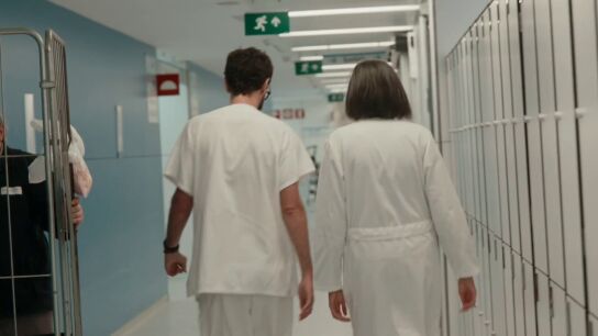 "Va a hacer por y para los dem&aacute;s hasta el final": el emocionante momento en el que una familia decide donar los &oacute;rganos de su madre fallecida