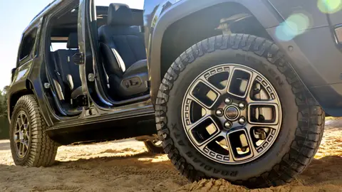 El 4×4 del futuro ya está aquí: Jeep Recon 2026, el eléctrico que te llevará donde ningún otro puede (y sin emisiones) El 4×4 del futuro ya está aquí: Jeep Recon 2026, el eléctrico que te llevará donde ningún otro puede (y sin emisiones)