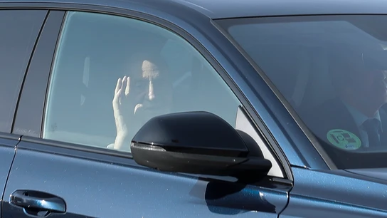 El rey emérito, Juan Carlos I, a su llegada al Palacio de El Pardo El rey emérito, Juan Carlos I, a su llegada al Palacio de El Pardo