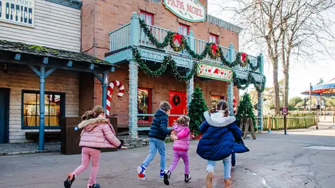 Taller de Papá Noel de Parque Warner Taller de Papá Noel de Parque Warner