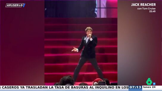 David Bisbal arranca su gira navide&ntilde;a mientras Mariah Carey prepara sus ensayos: "Es su dura competidora"