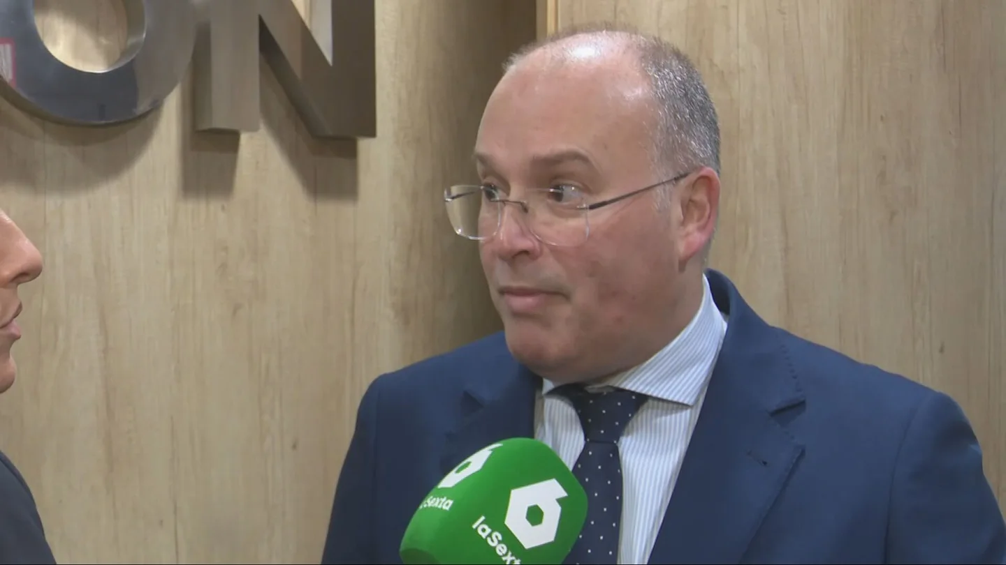 Tellado carga contra Sánchez tras el nombramiento de Peramato como fiscal general: "El problema es quién la nombra" Tellado carga contra Sánchez tras el nombramiento de Peramato como fiscal general: "El problema es quién la nombra"