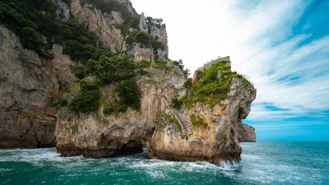Faro del Caballo, en Cantabria Faro del Caballo, en Cantabria